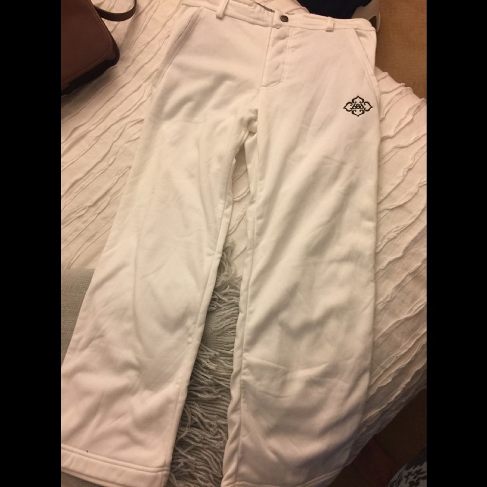GIRLS Large 686 snowboard pants